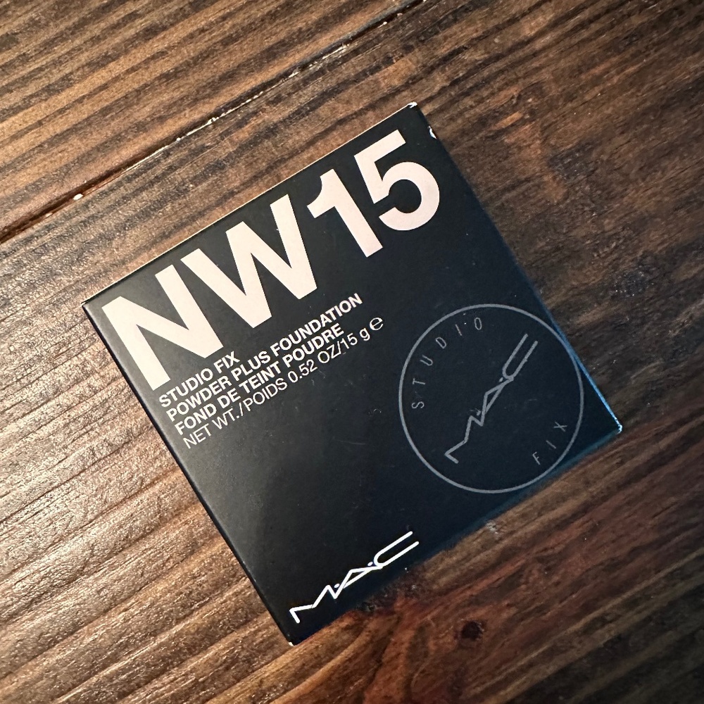 NEW MAC Studio Fix Powder Plus Foundation NW15